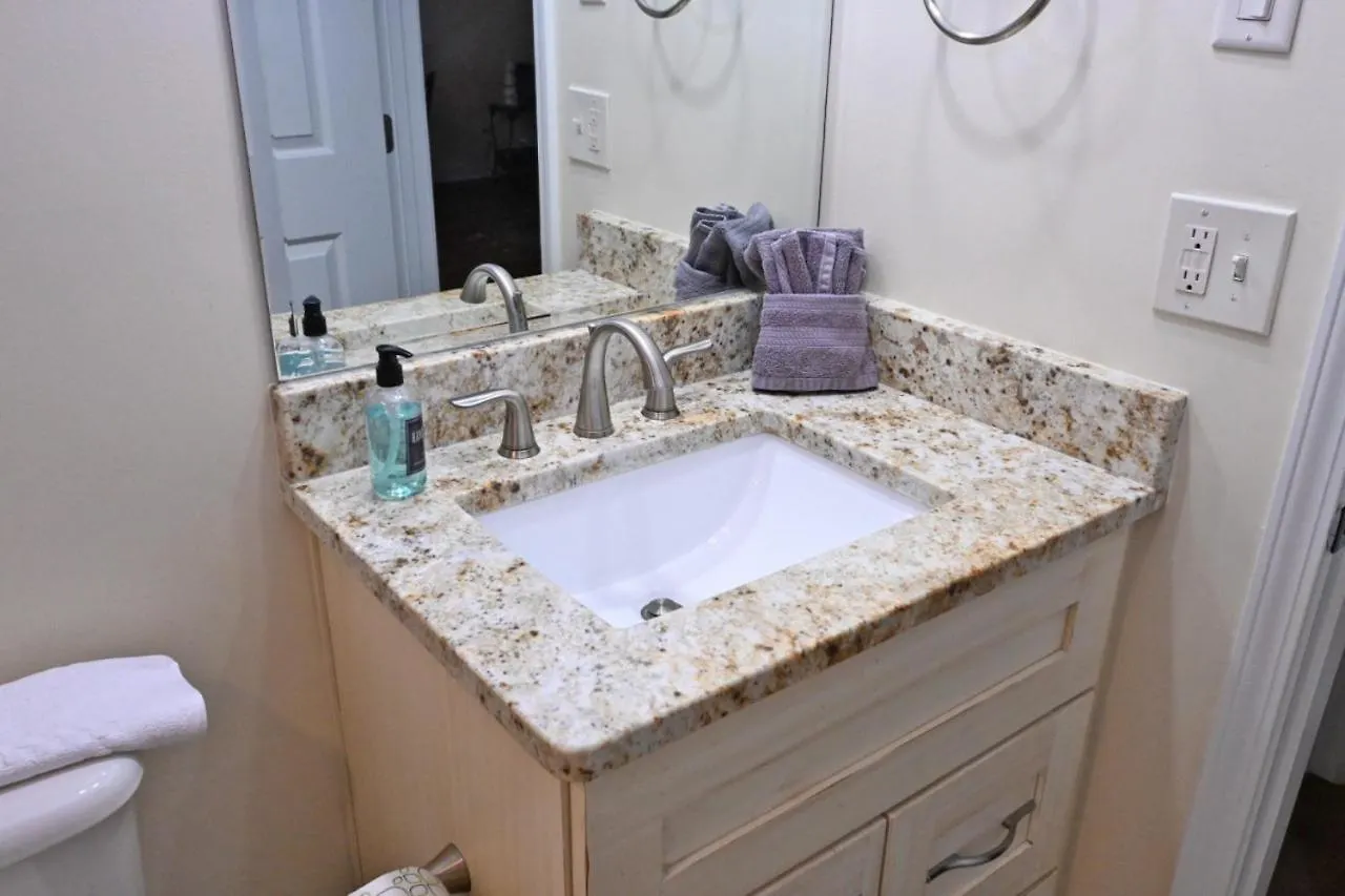 Sandpiper Cove 1 Bedroom Condo Overlooking Canal 5 Minute Walk To The Beach Destin Fl 0*,