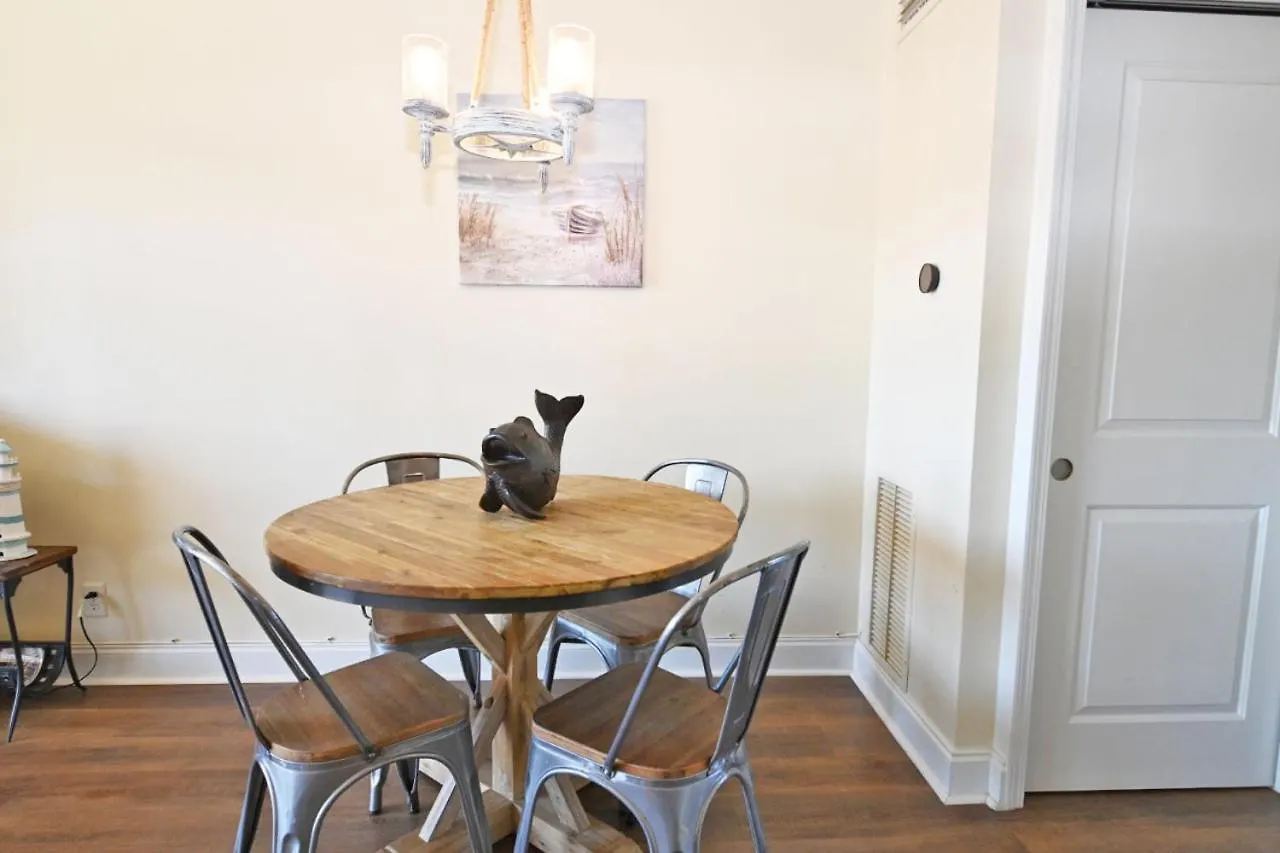 Sandpiper Cove 1 Bedroom Condo Overlooking Canal 5 Minute Walk To The Beach Destin Fl 0*,  United States
