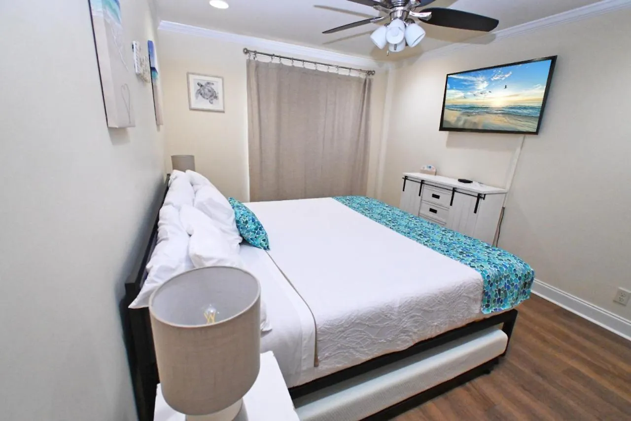 Sandpiper Cove 1 Bedroom Condo Overlooking Canal 5 Minute Walk To The Beach Destin Fl
