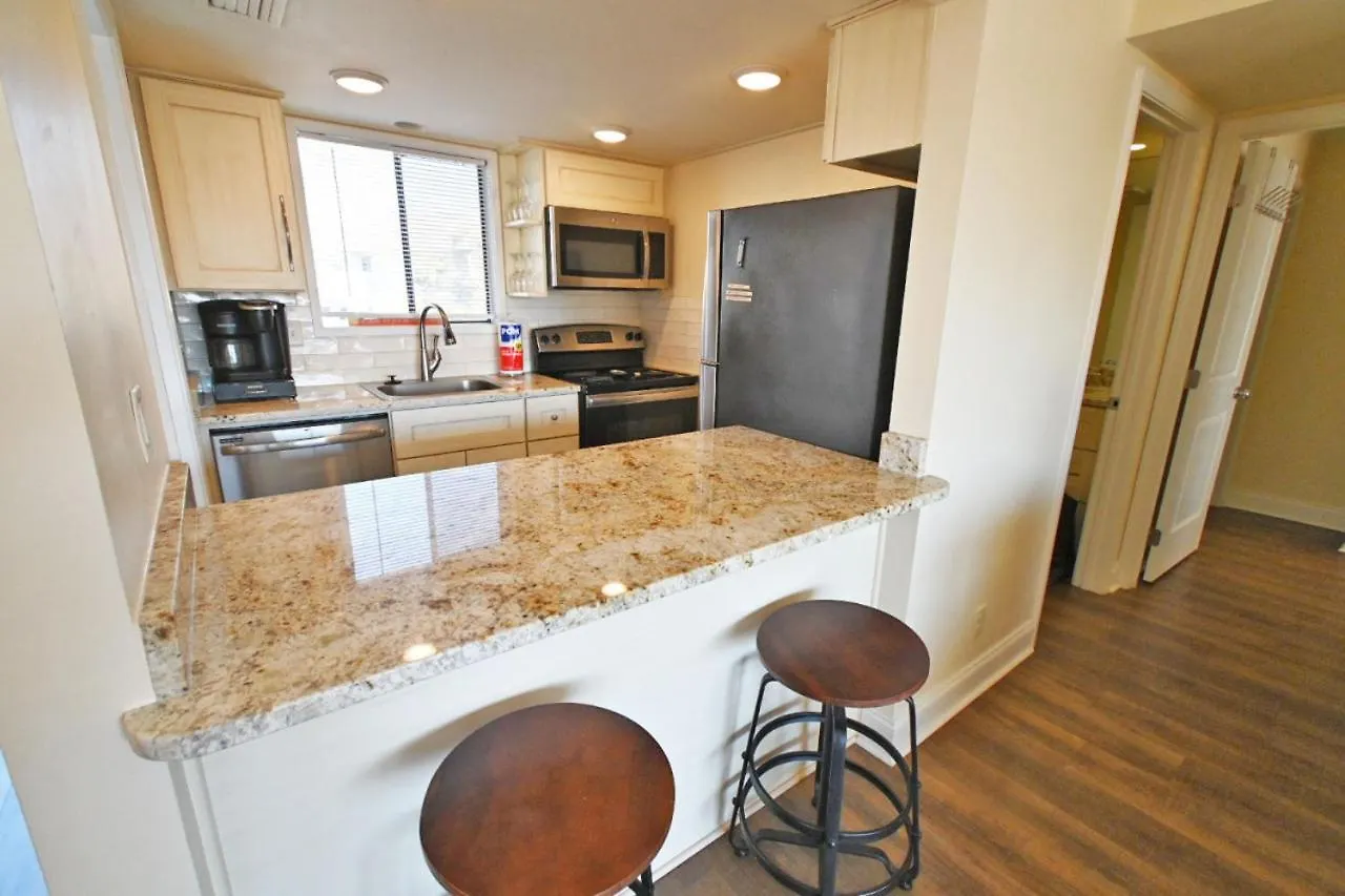 Holiday home Sandpiper Cove 1 Bedroom Condo Overlooking Canal 5 Minute Walk To The Beach Destin Fl
