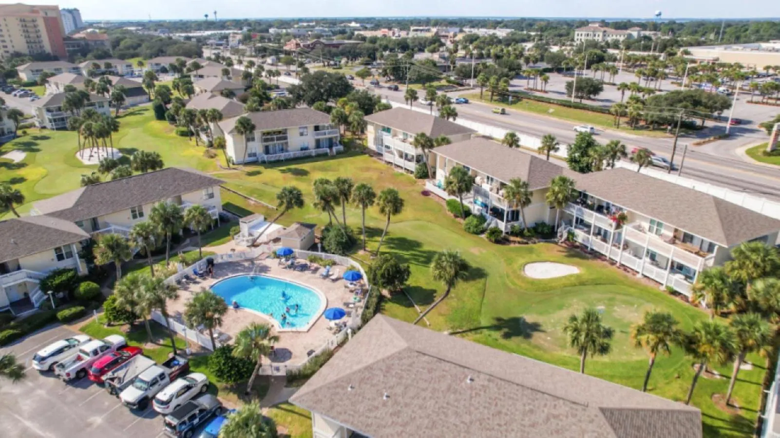 Sandpiper Cove 1 Bedroom Condo Overlooking Canal 5 Minute Walk To The Beach Destin Fl 0*,  United States
